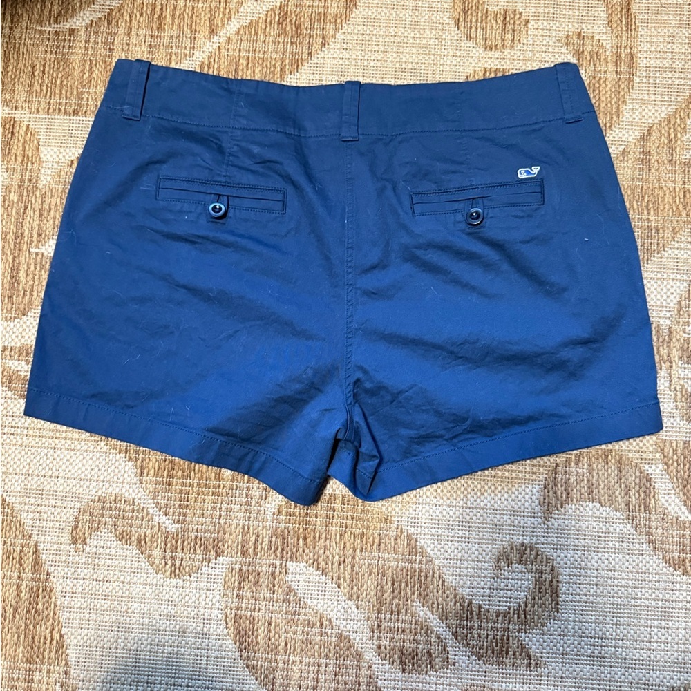 Vineyard Vines 3.5” Every Day Shorts, size 14. Navy, excellent condition! - Picture 7 of 9